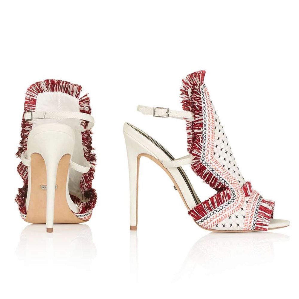 Topshop Rococo sandal size 5.5